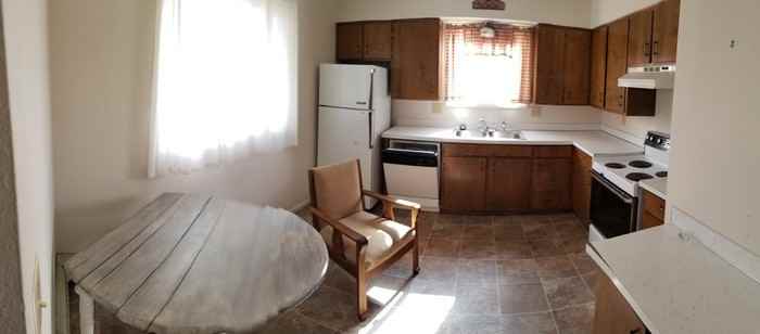 205 E Pershing Ave - Photo 3 of 12