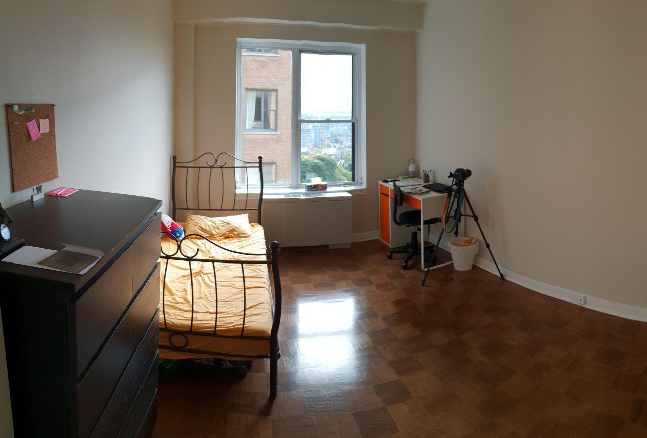 1745 Avenue Cedar - Photo 3 of 10