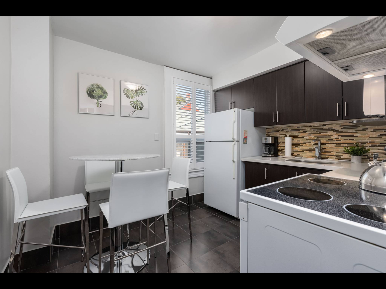 Spadina Ave. & College St #2nd and 3r - Photo 5 of 13