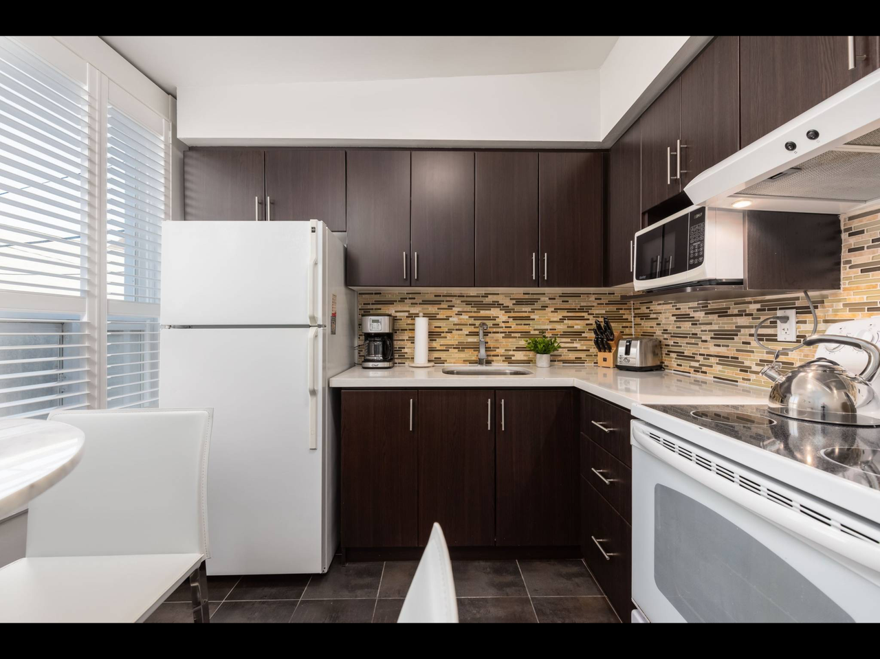 Spadina Ave. & College St #2nd and 3r - Photo 6 of 13