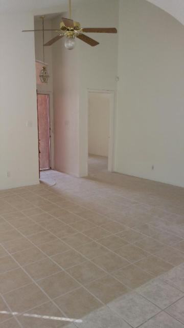 11813 / 11815 Kings Arms Court - Photo 2 of 10