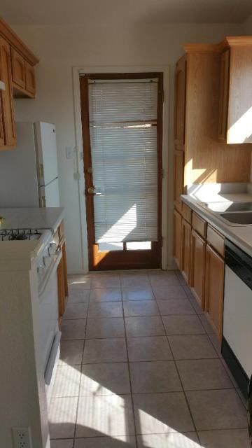 11813 / 11815 Kings Arms Court - Photo 3 of 10