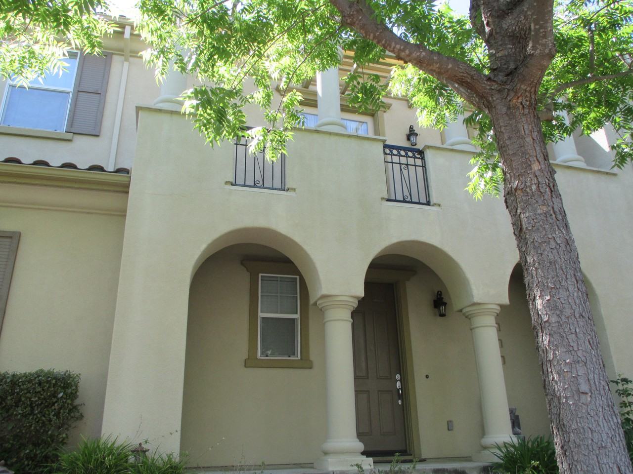 7573 Turnberry Way - Photo 3 of 24