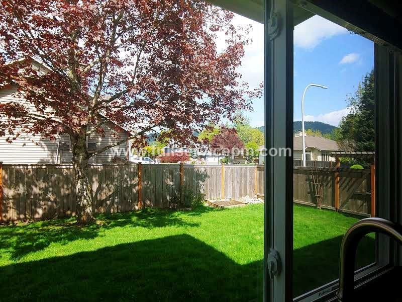 4420 NE 25th Ct - Photo 3 of 50