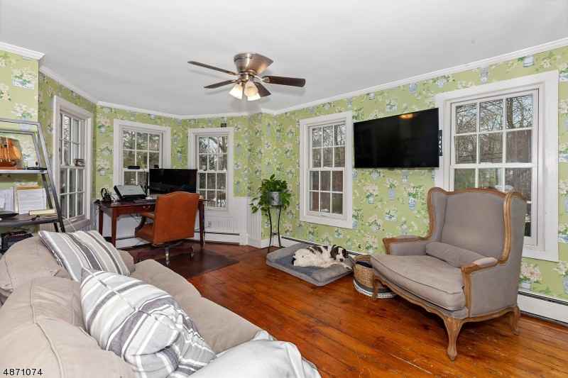 47 W Main St - Photo 3 of 9