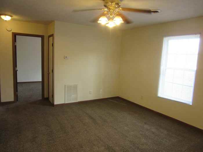 2012 N 4th St - Photo 2 of 6