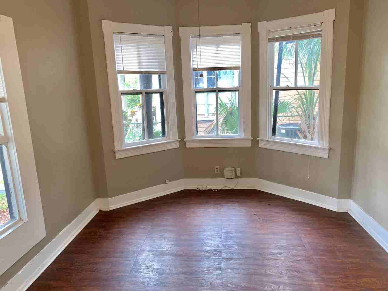 1003 E 12th Ave - Photo 3 of 13