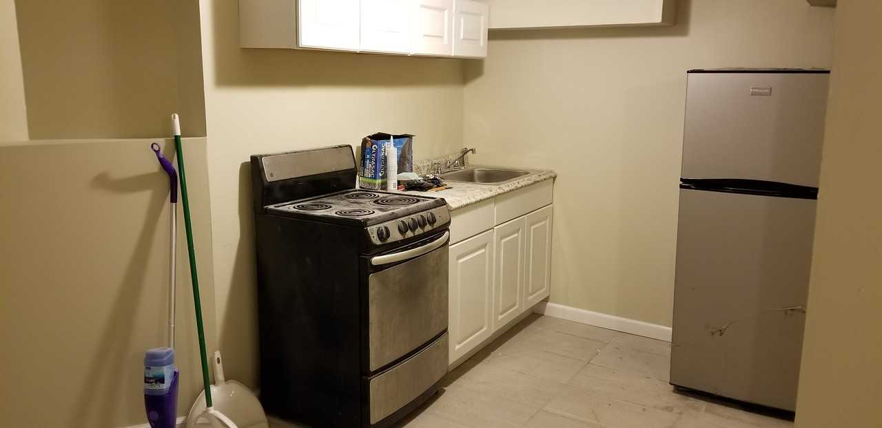 133 Garden City St - Photo 2 of 2