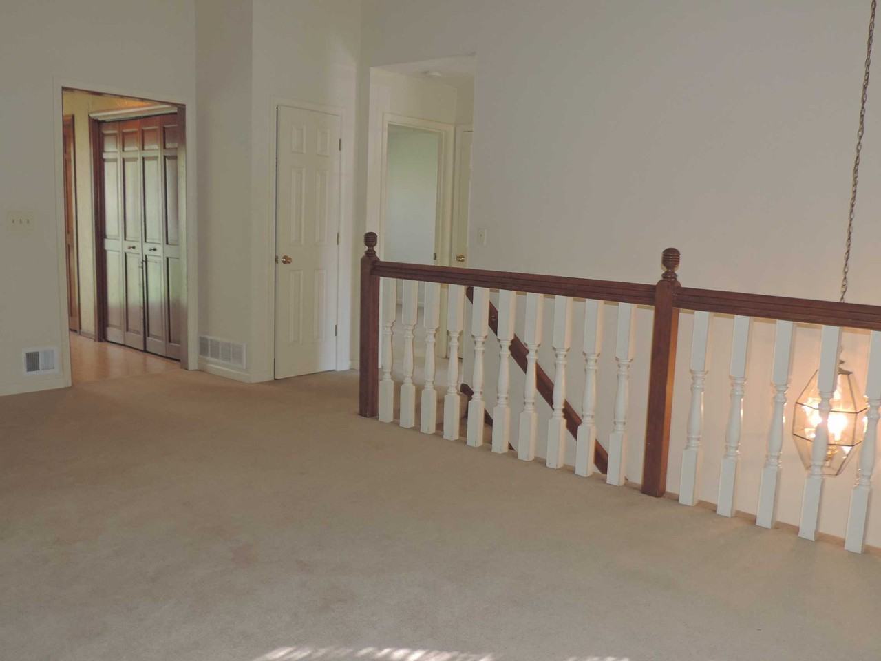 5613 Riley St - Photo 2 of 10