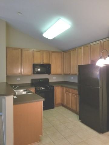 2444 Emily Ln #2444 - Photo 3 of 14