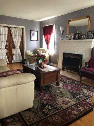 11 Kendall Ave - Photo 3 of 14