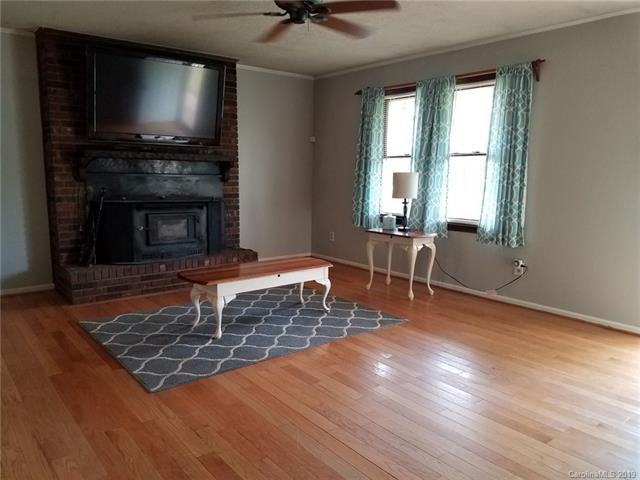 1954 Willis Rd - Photo 2 of 17