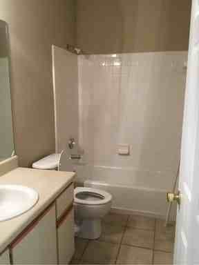 22 E. Dubois - 1d - Photo 2 of 9