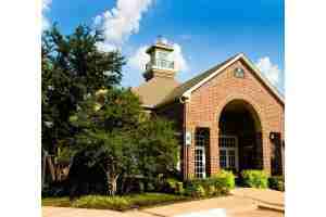 Bell Preston - Photo 3 of 10