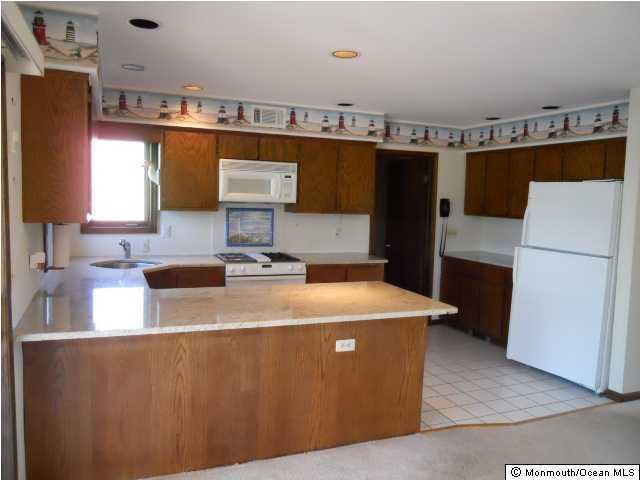 15 Parkers Point Blvd - Photo 2 of 18
