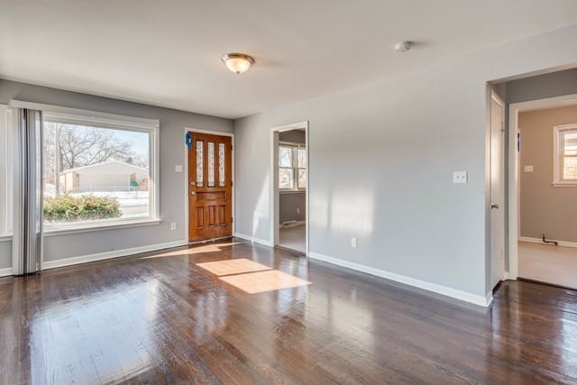 15533 6th Ave - Photo 2 of 9