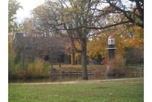 850 Whitmore Rd - Photo 2 of 8