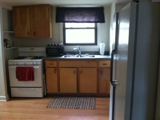 2643 N Sheffield Ave - Photo 2 of 26