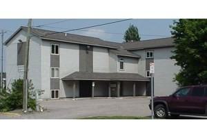 Court - Photo 2 of 9