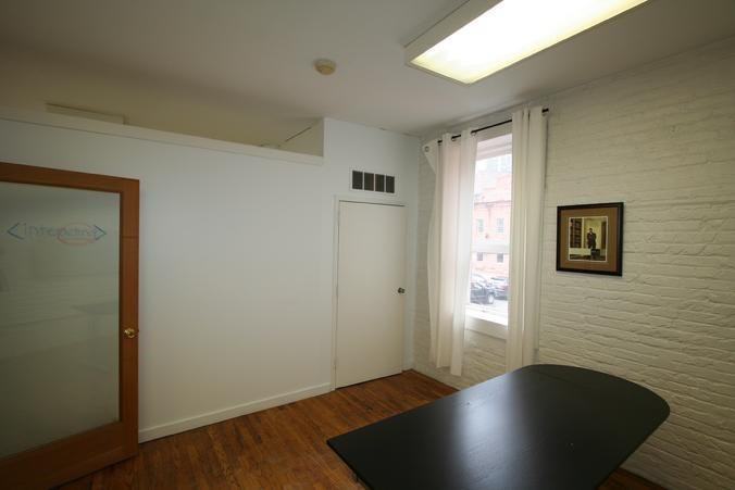 211 Fort Pitt Blvd #3 - Photo 4 of 25