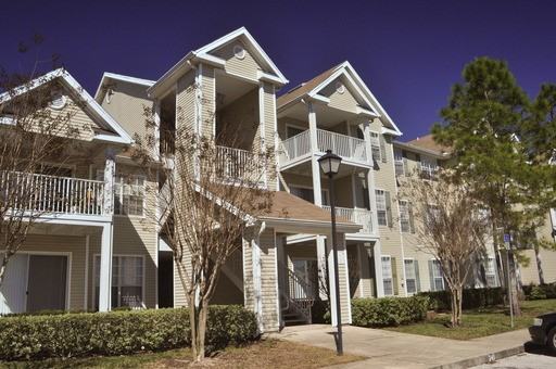 927 Village Pl - Photo 2 of 4