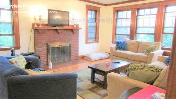 663 Washington St - Photo 2 of 17