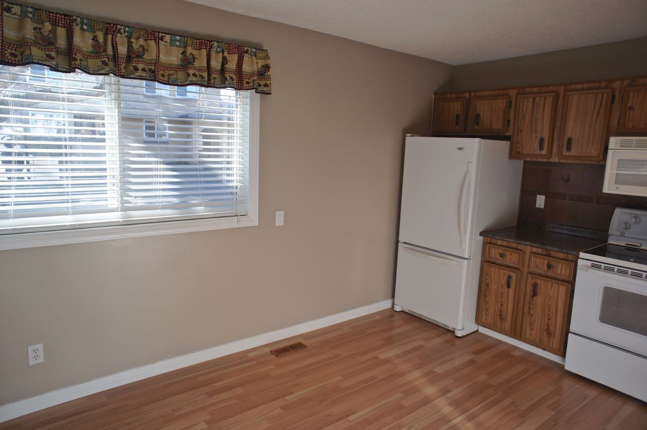 8202 99 Ave #26 - Photo 7 of 17