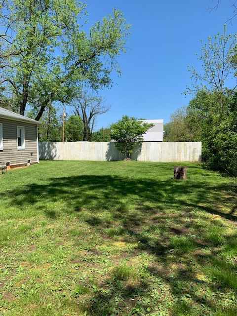 136 Saratoga Ave - Photo 2 of 3