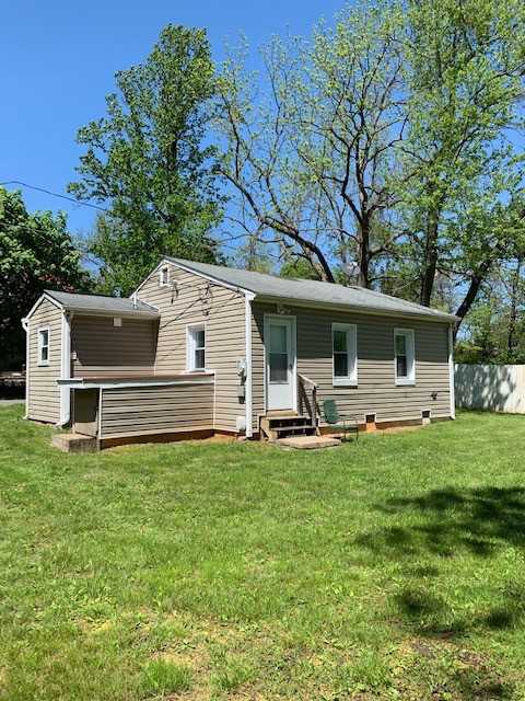 136 Saratoga Ave - Photo 3 of 3