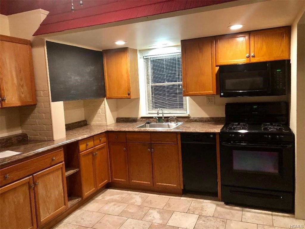 5 Home St #1 - Photo 3 of 8