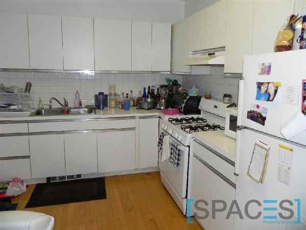 Grace and Ashland - Photo 3 of 7