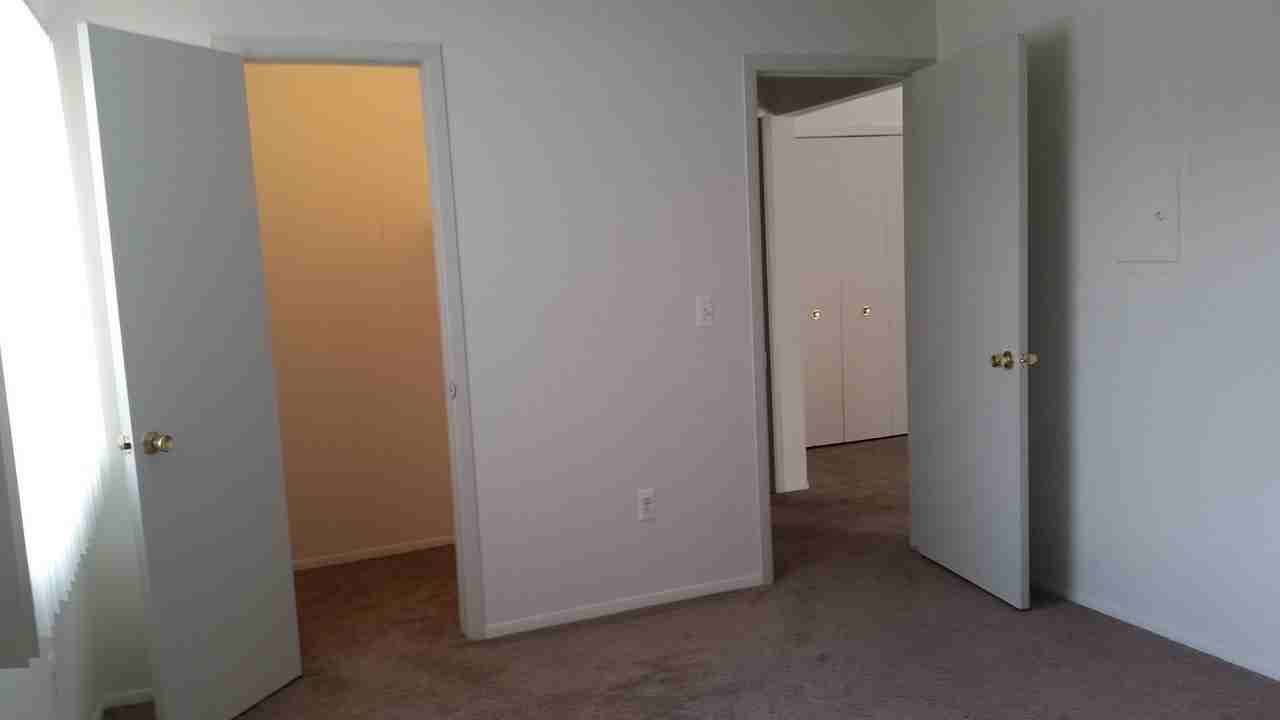 505 Kirts Boulevard - Photo 3 of 7