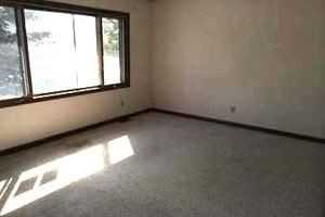 1135 George St - Photo 2 of 8