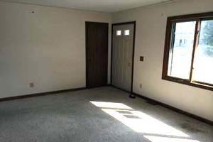 1135 George St - Photo 3 of 8