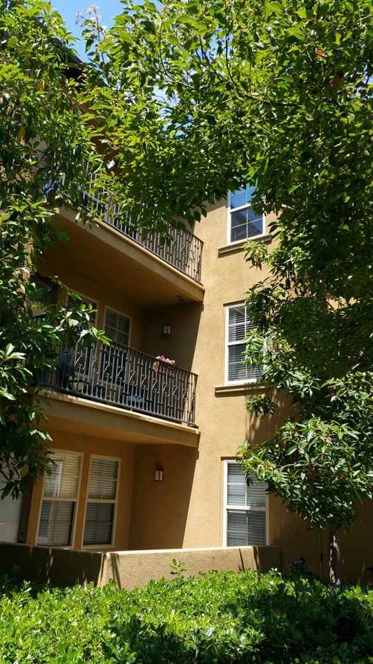 417 Enclave Circle - Photo 2 of 3