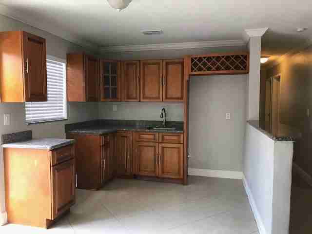 6461 SW 16th Ct - Photo 2 of 10