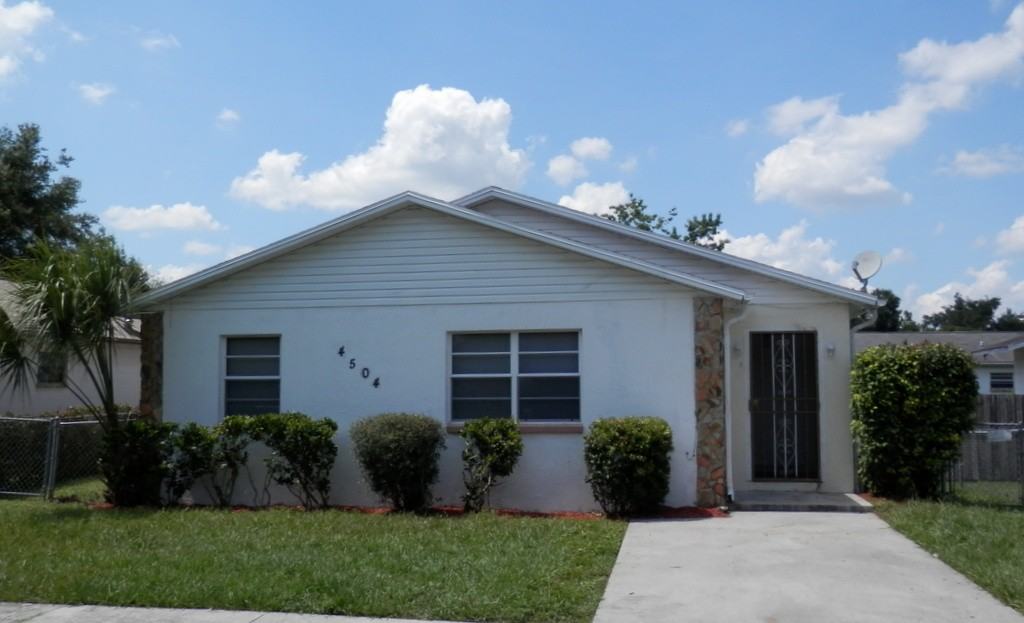 4504 E 26th Ave - Photo 2 of 15