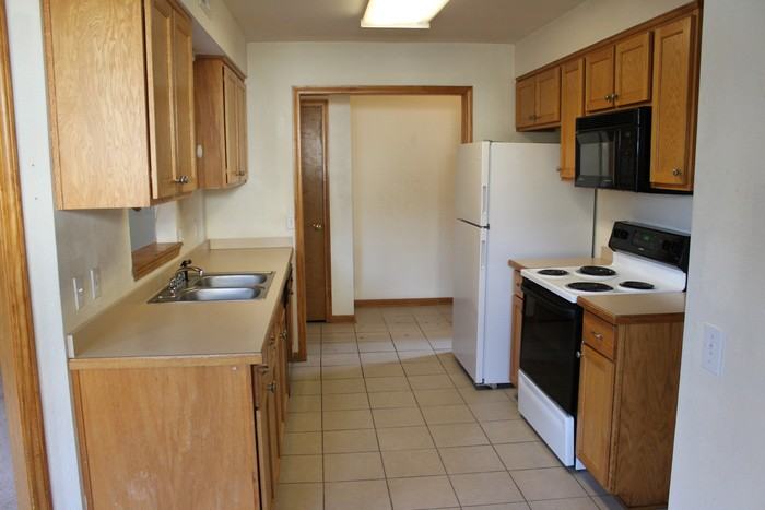 2105 S 5th St - Photo 2 of 8