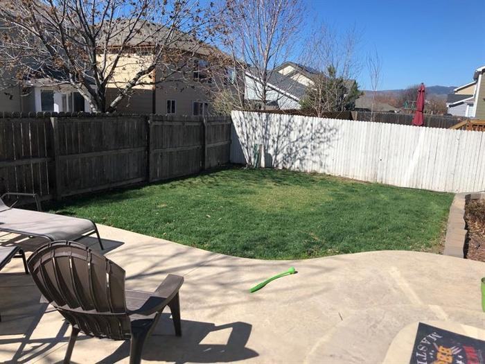 1933 Prairie Hill Dr - Photo 2 of 7