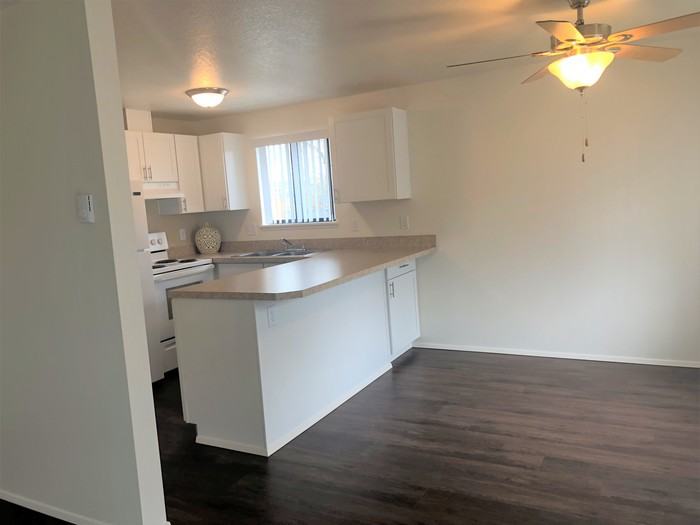 1645 NE 162nd Ave #C2 - Photo 3 of 29