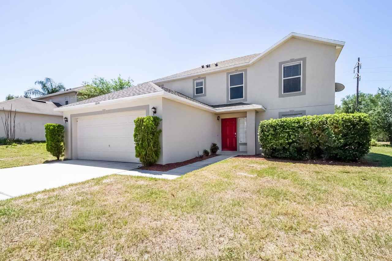 1014 Chateau Cir - Photo 2 of 20