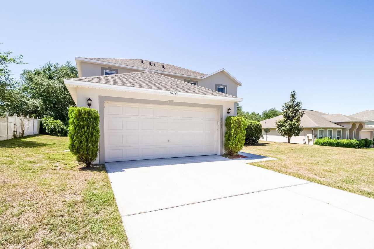 1014 Chateau Cir - Photo 3 of 20