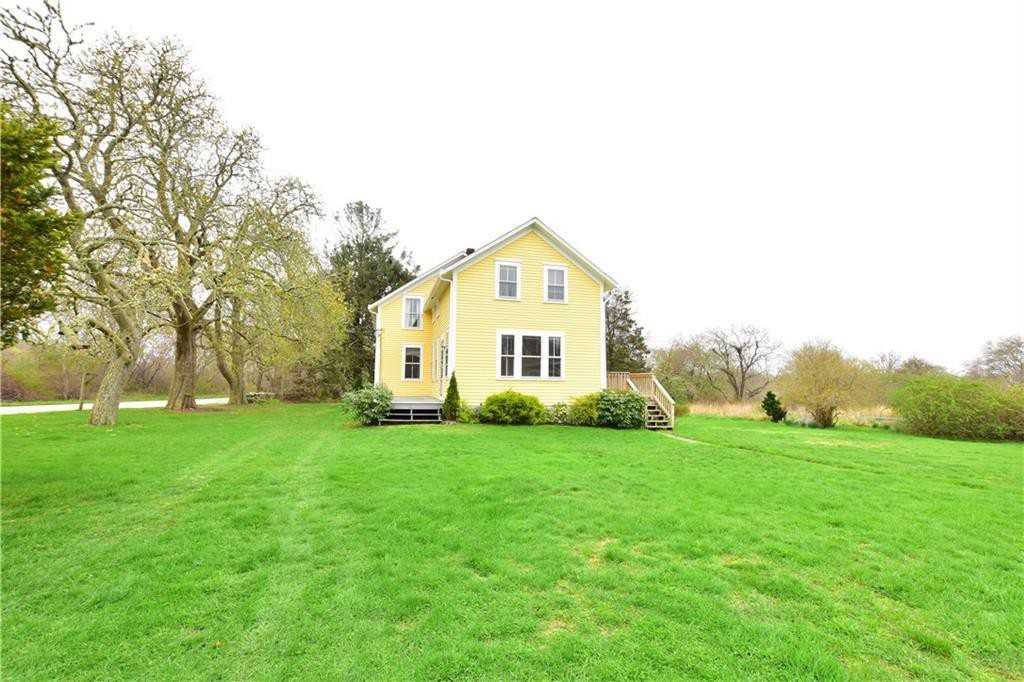 55 E Main Rd - Photo 2 of 16