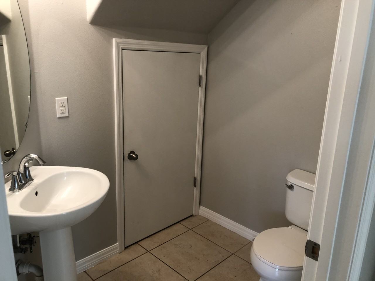 5451 Limestone Ln - Photo 3 of 9