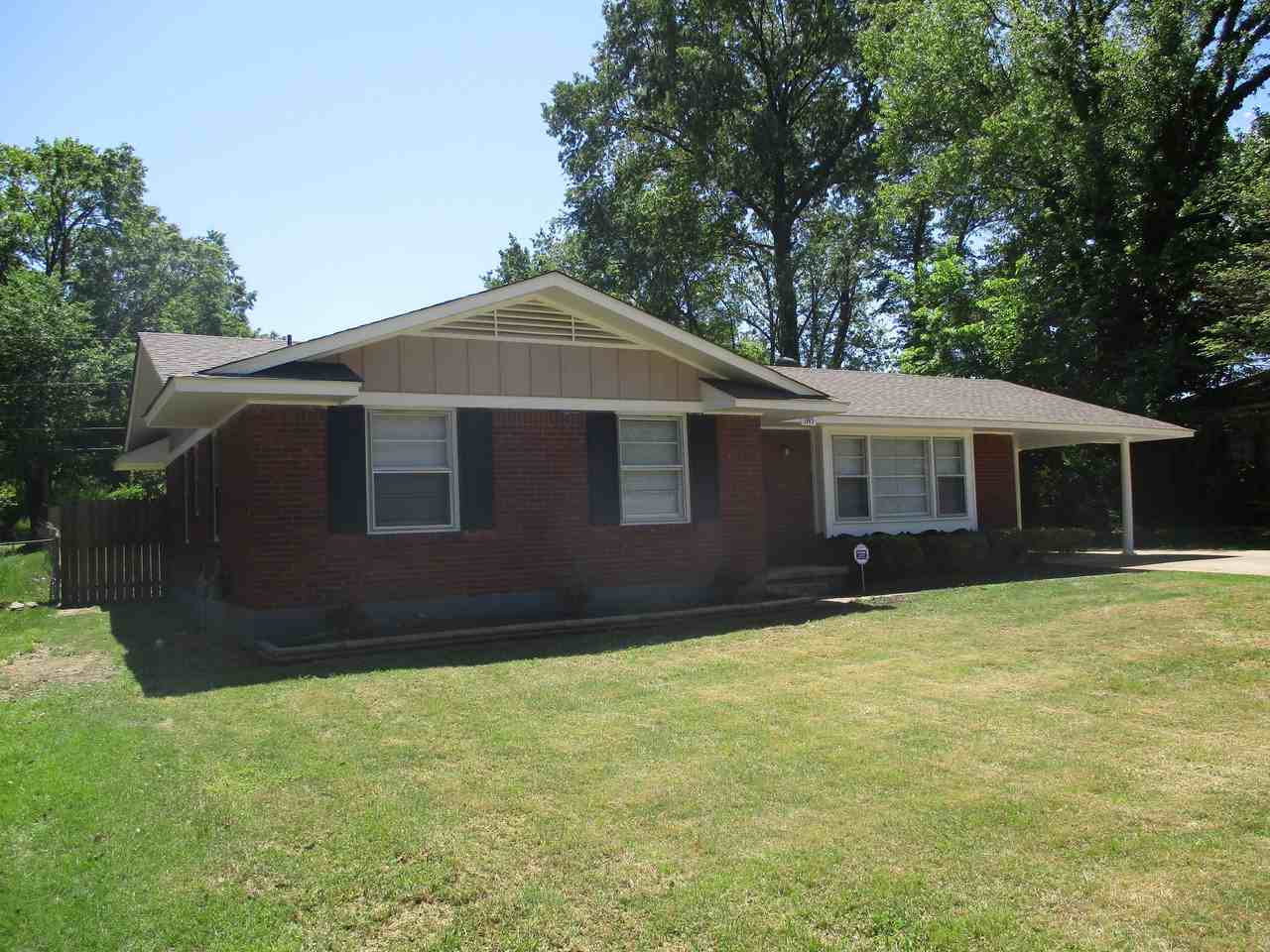 1745 Hester Rd - Photo 3 of 20