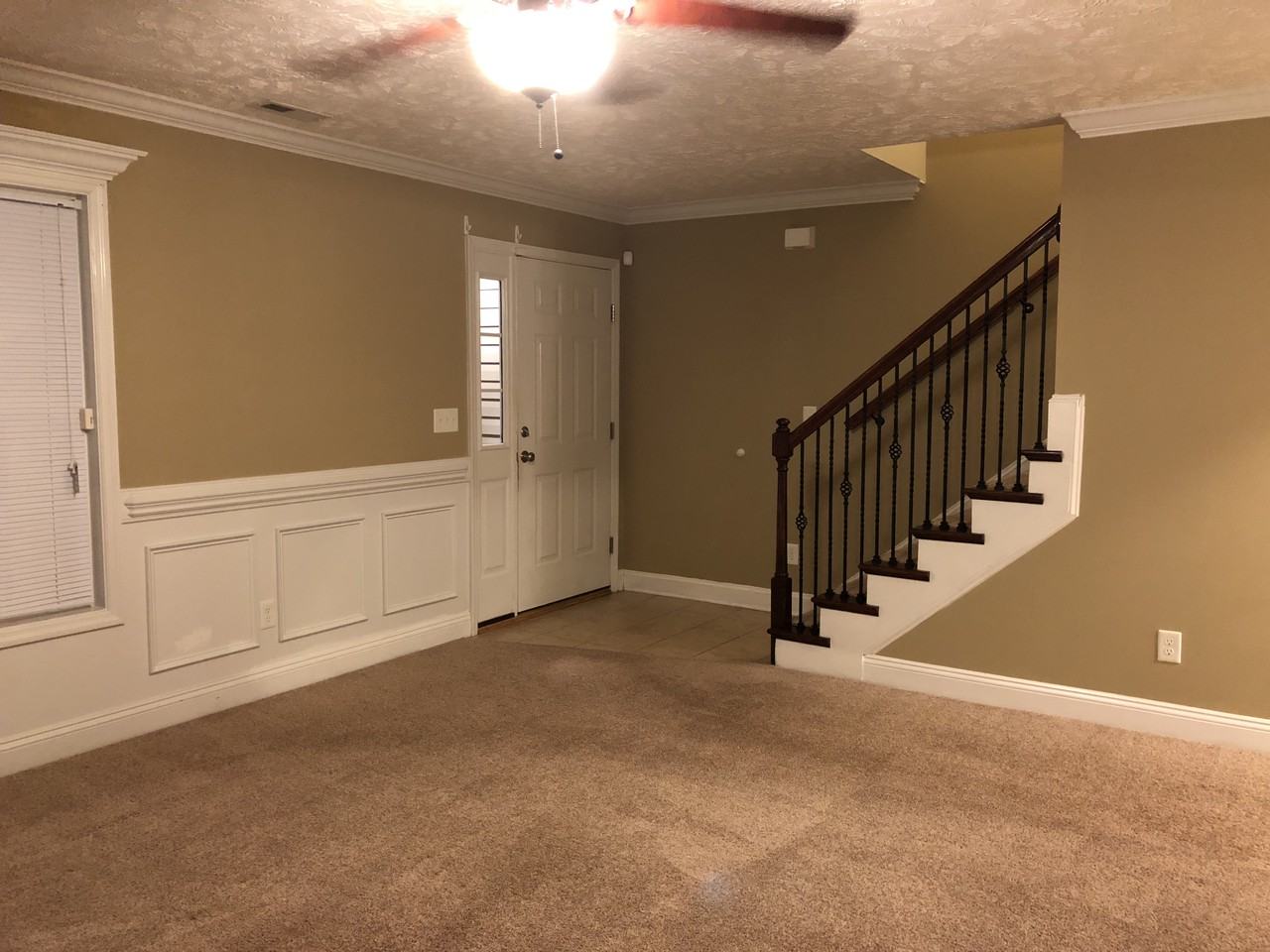 2432 Crosshill Street - Photo 2 of 43