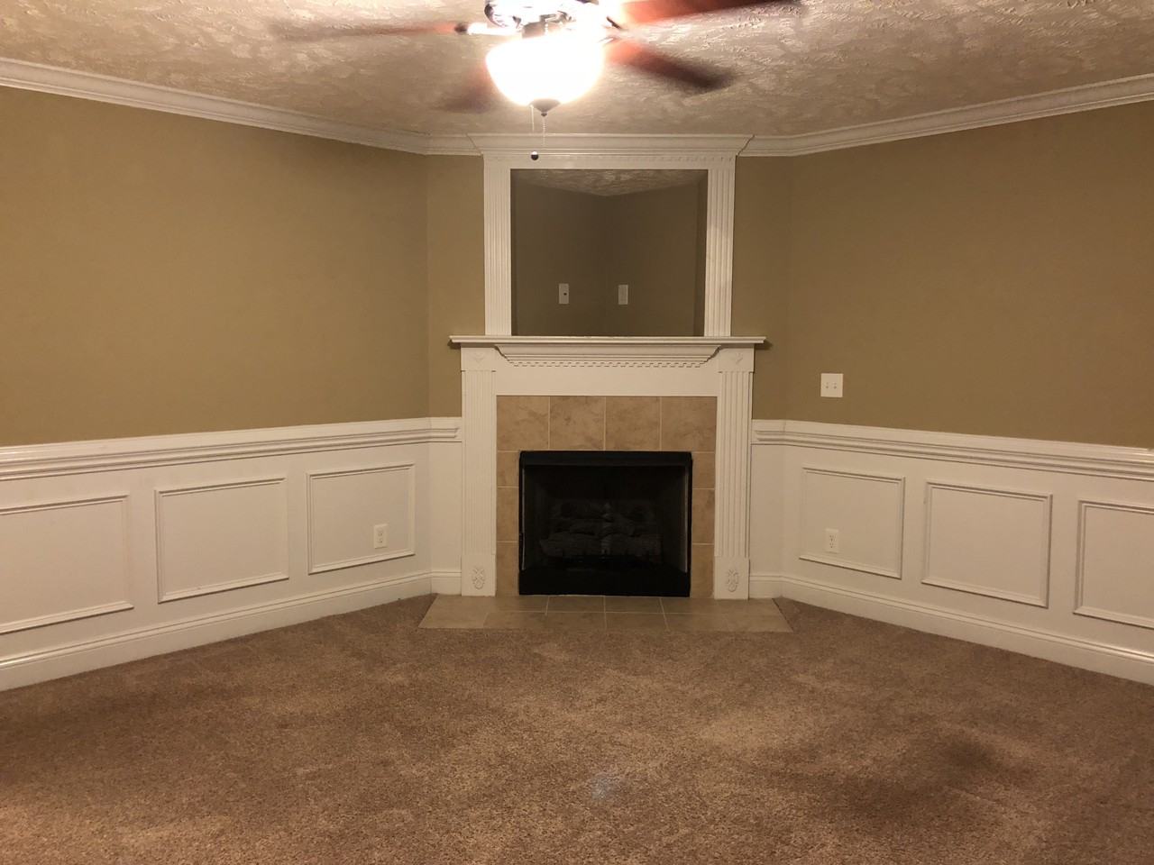 2432 Crosshill Street - Photo 3 of 43