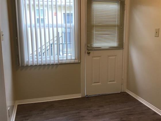 117 1/2 N Kenwood St #1 - Photo 2 of 8