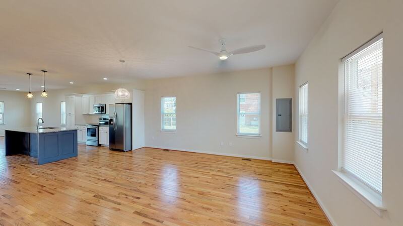 617 W 21st St - Photo 2 of 25