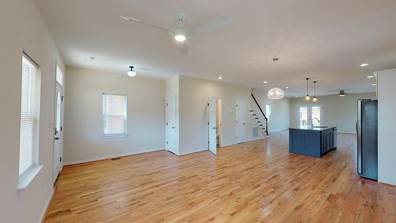 617 W 21st St - Photo 3 of 25